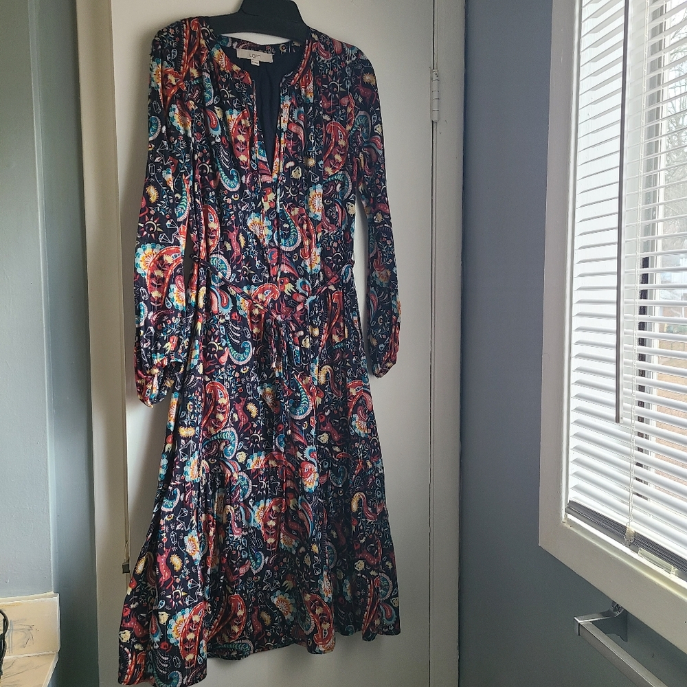 Ann Taylor Loft Women's Boho Floral Shimmer Paisley Tie Neck Midi dress Size XS